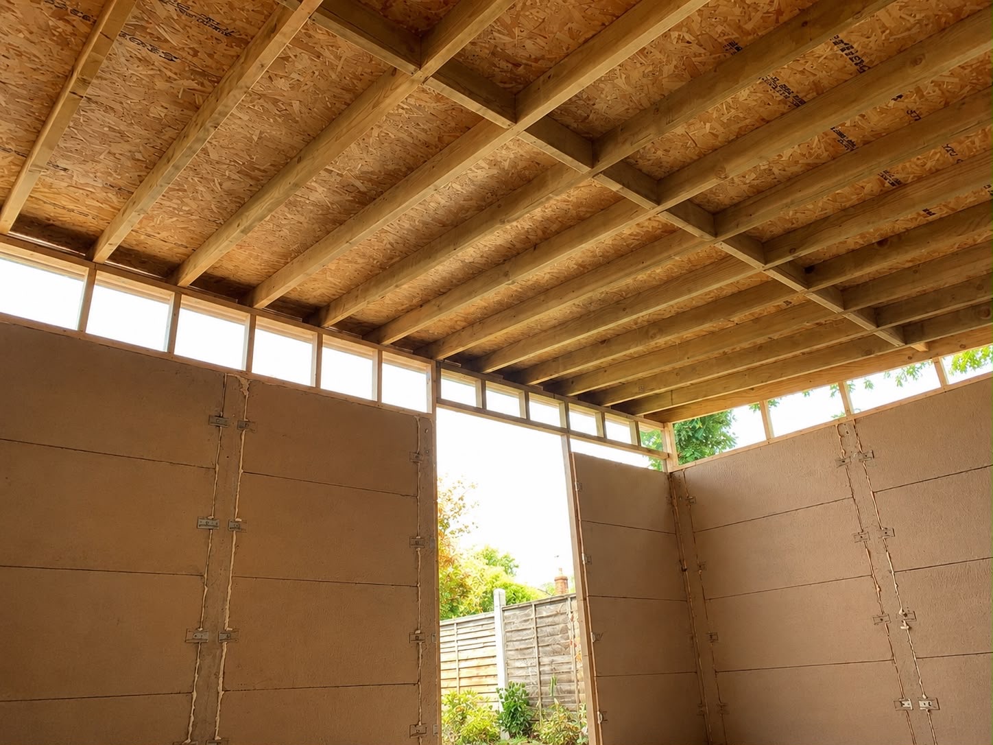 Timber roof structure